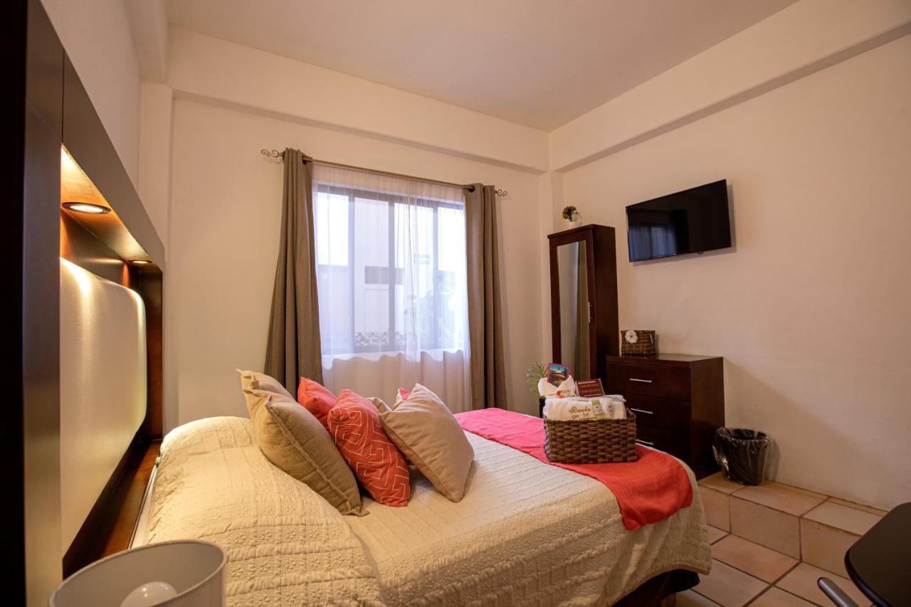 Hotel Posada Del Carmen 圣路易斯波托西 外观 照片